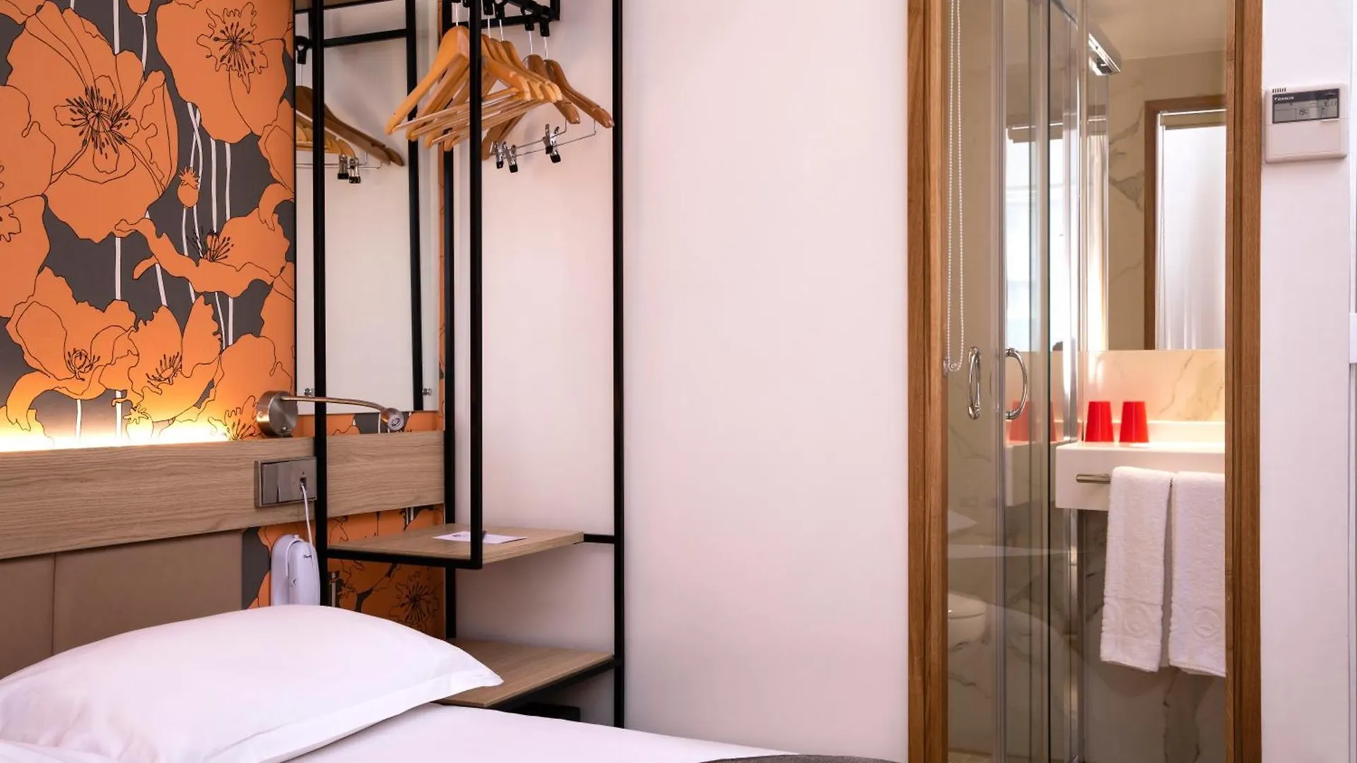 Hor Les Lumieres Hotel