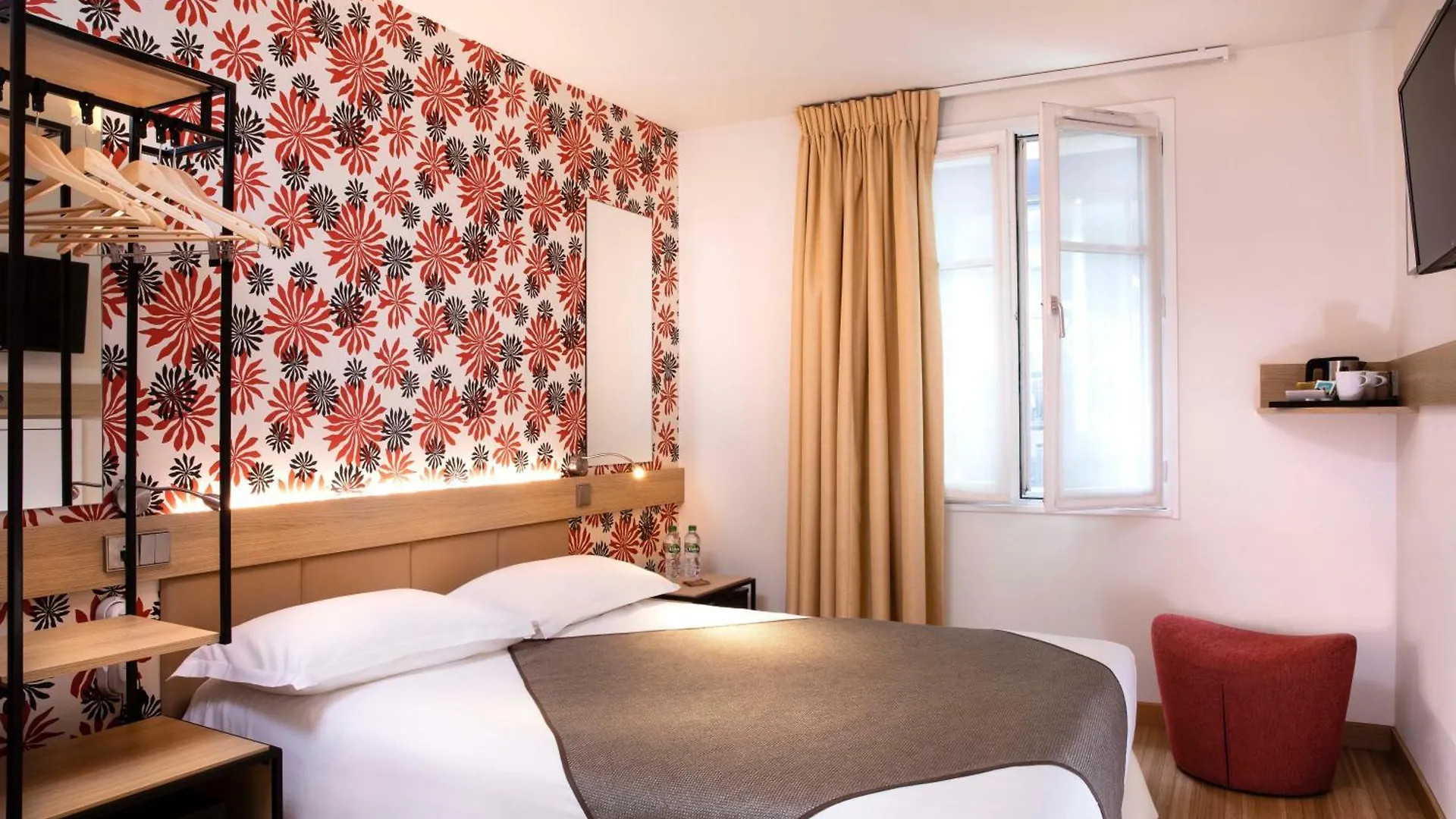 Hor Les Lumieres 3* Paris